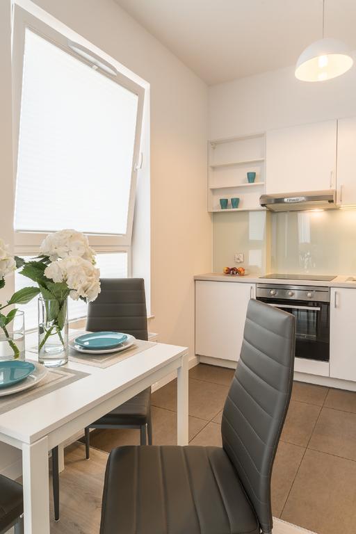 Dabrowskiego By The Railway Station Apartment Breslau